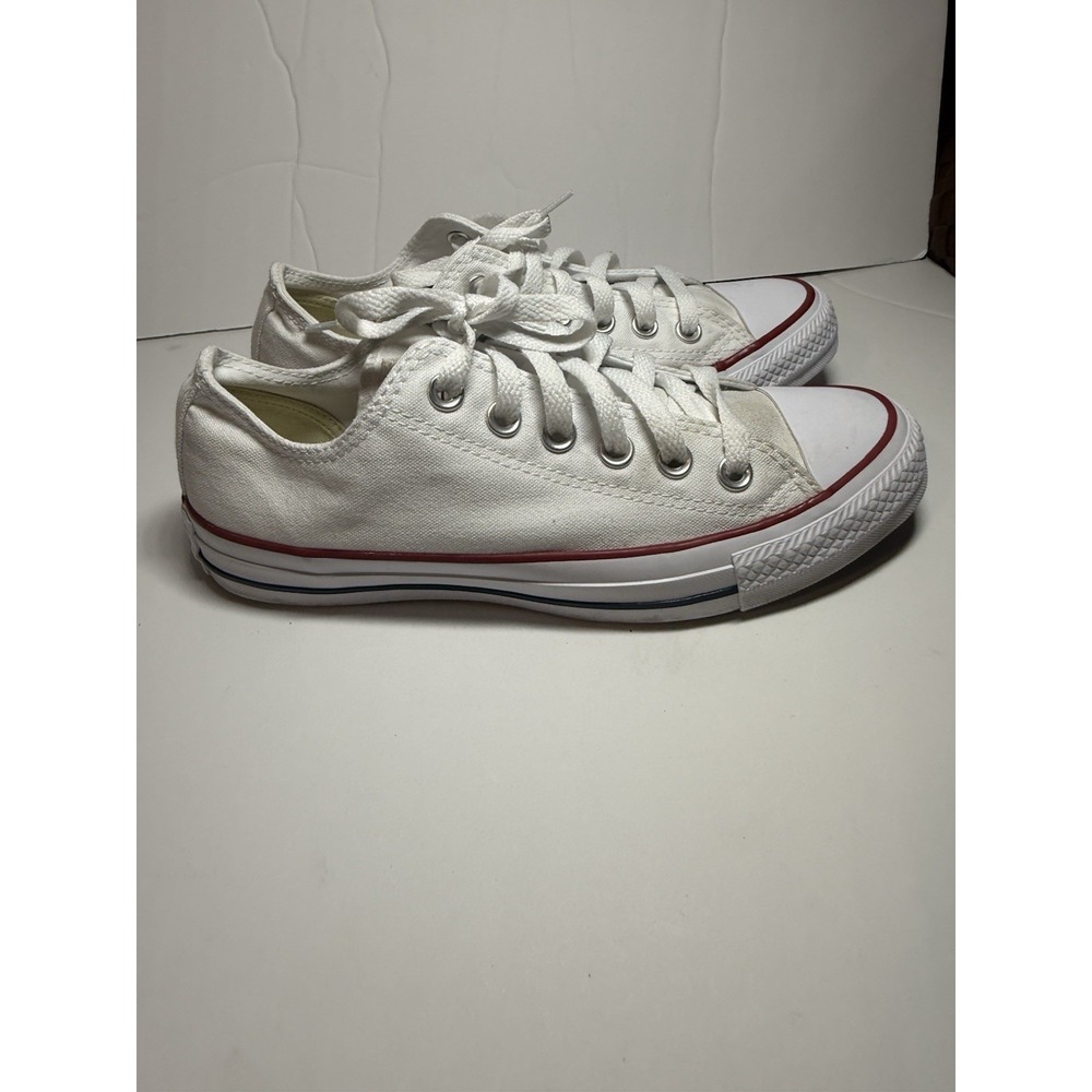 Converse Low Top White Sneakers With Red Trim Size 7 Womens 5 Mens